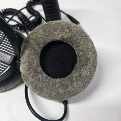 Beyerdynamic DT 990 Pro Professional Studio Headphone Black 483966