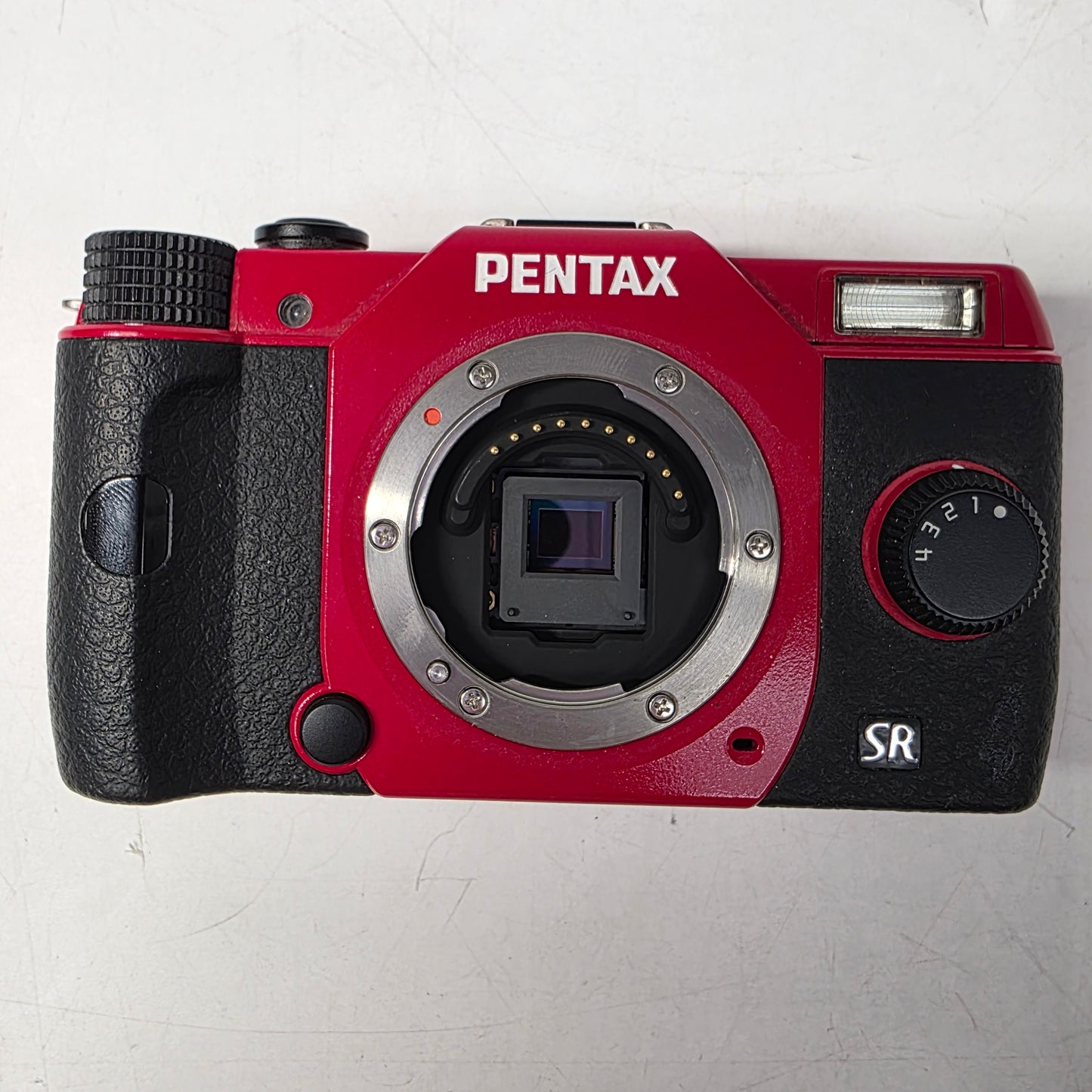 Pentax Q10 12.4MP Compact Digital Camera