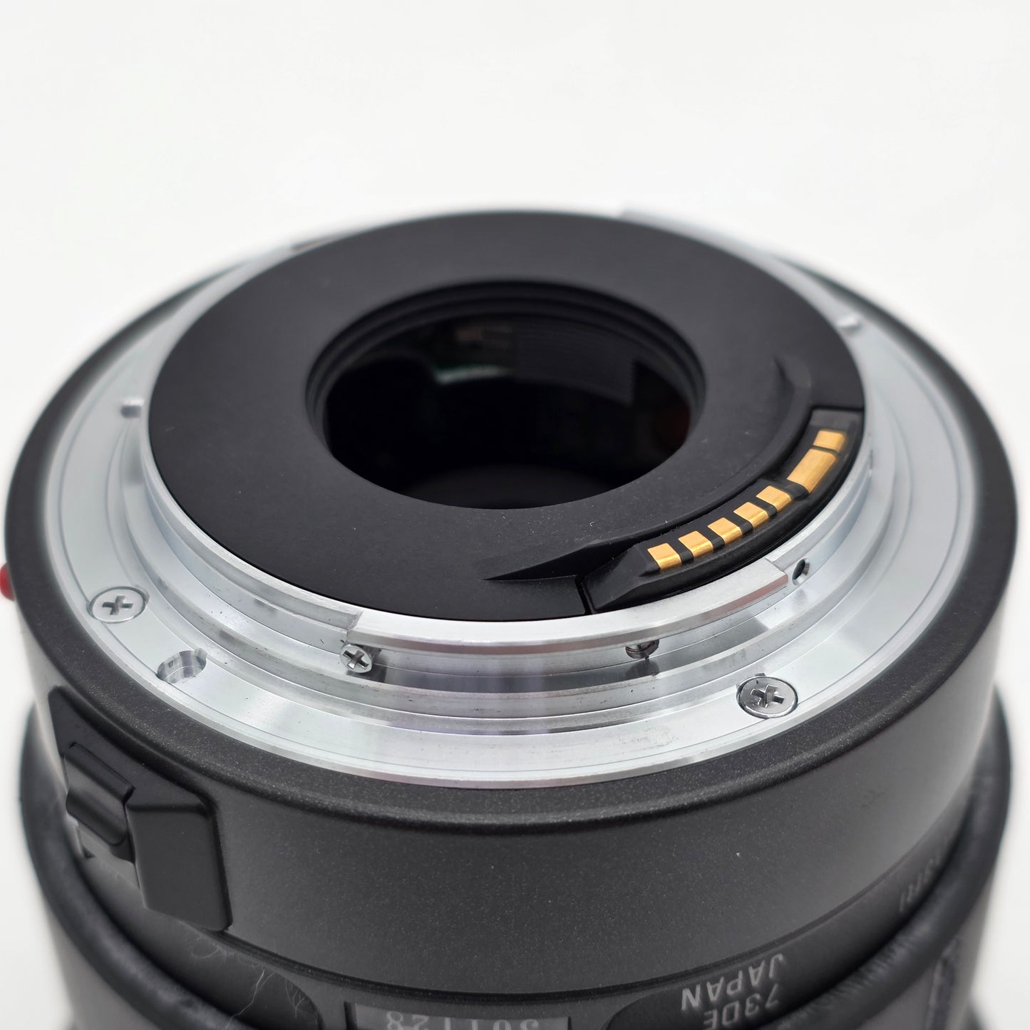 Tamron Aspherical Lens 24-70mm f/3.3-5.6 For Canon EF Mount Auto & Manual Lens