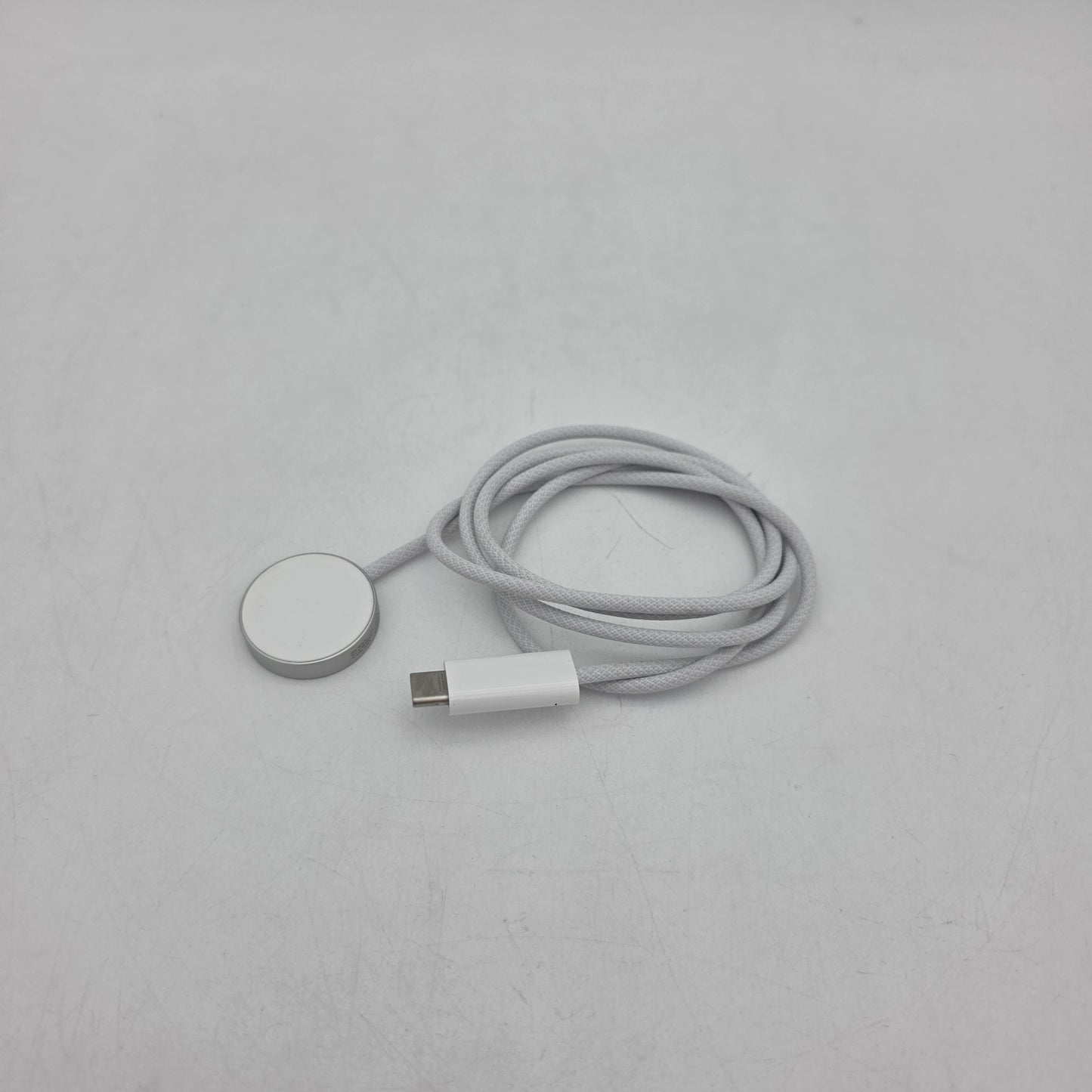 GPS Only APPLE Watch Series 11 42MM Black Aluminum Starlight Sport Band A3331