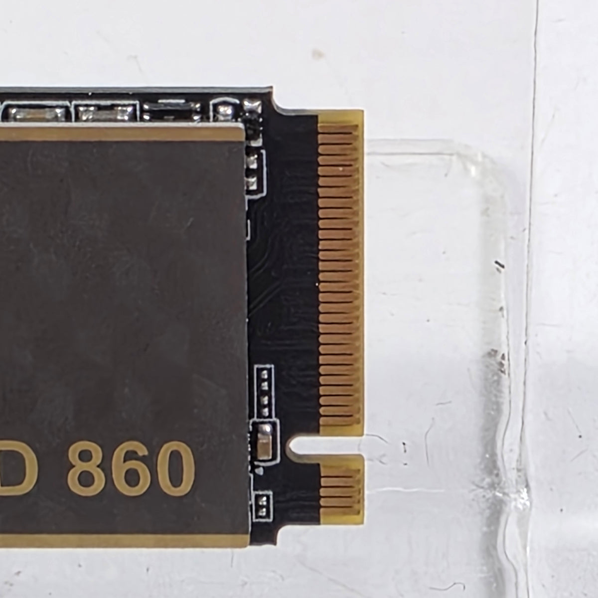 ADATA 2280mm LEGEND 860 2TB M.2 NVMe Gen 4.0 x 4 SSD SLEG8602000GBH