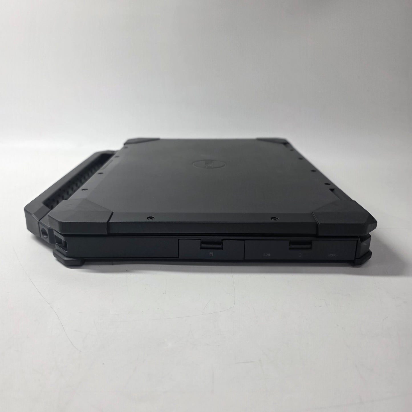 Dell Rugged CM1CYX2 14" i5-8350U 1.9GHz 16GB RAM 500GB SSD SSD