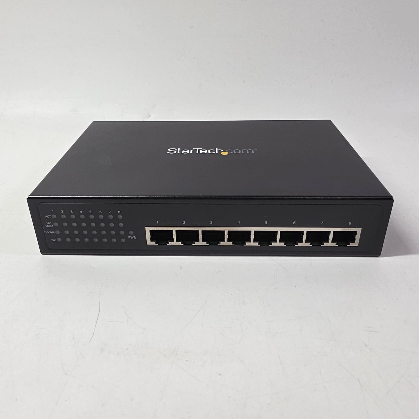 New StarTech 8 Port Unmanaged Ethernet POE IES81000POE
