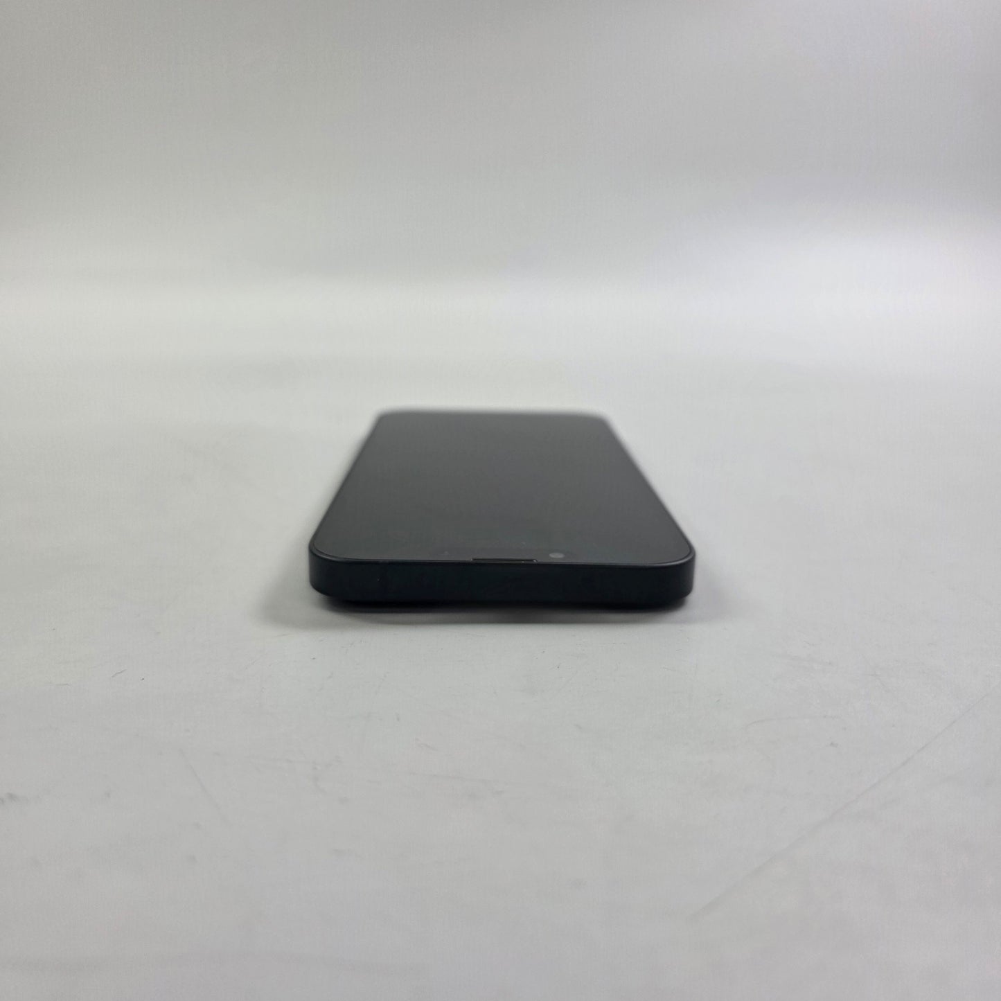 Factory Unlocked Apple iPhone 13 128GB Midnight MLA23LL/A