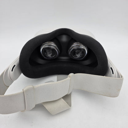 Meta Quest 3S 128GB Standalone All-in-One VR Headset P97