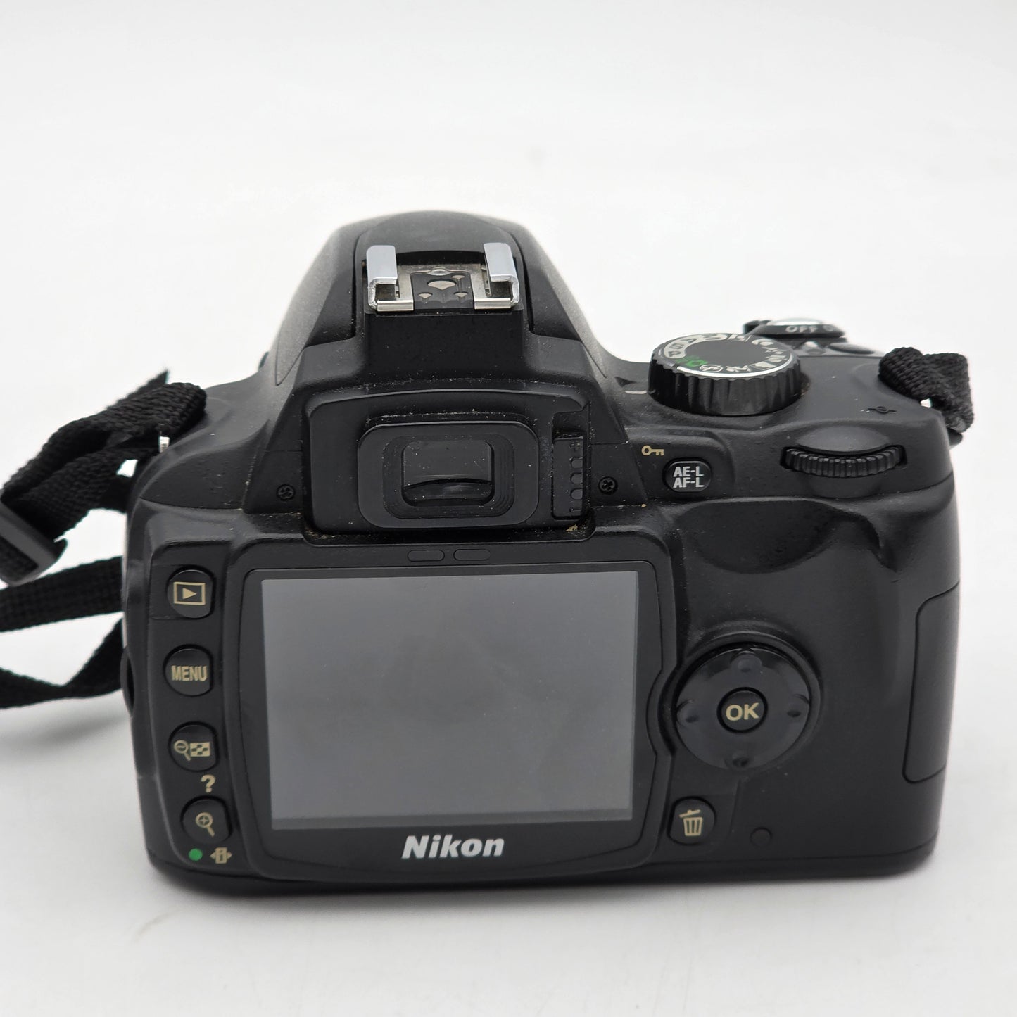 Nikon D60 10.2MP Digital SLR DSLR Camera