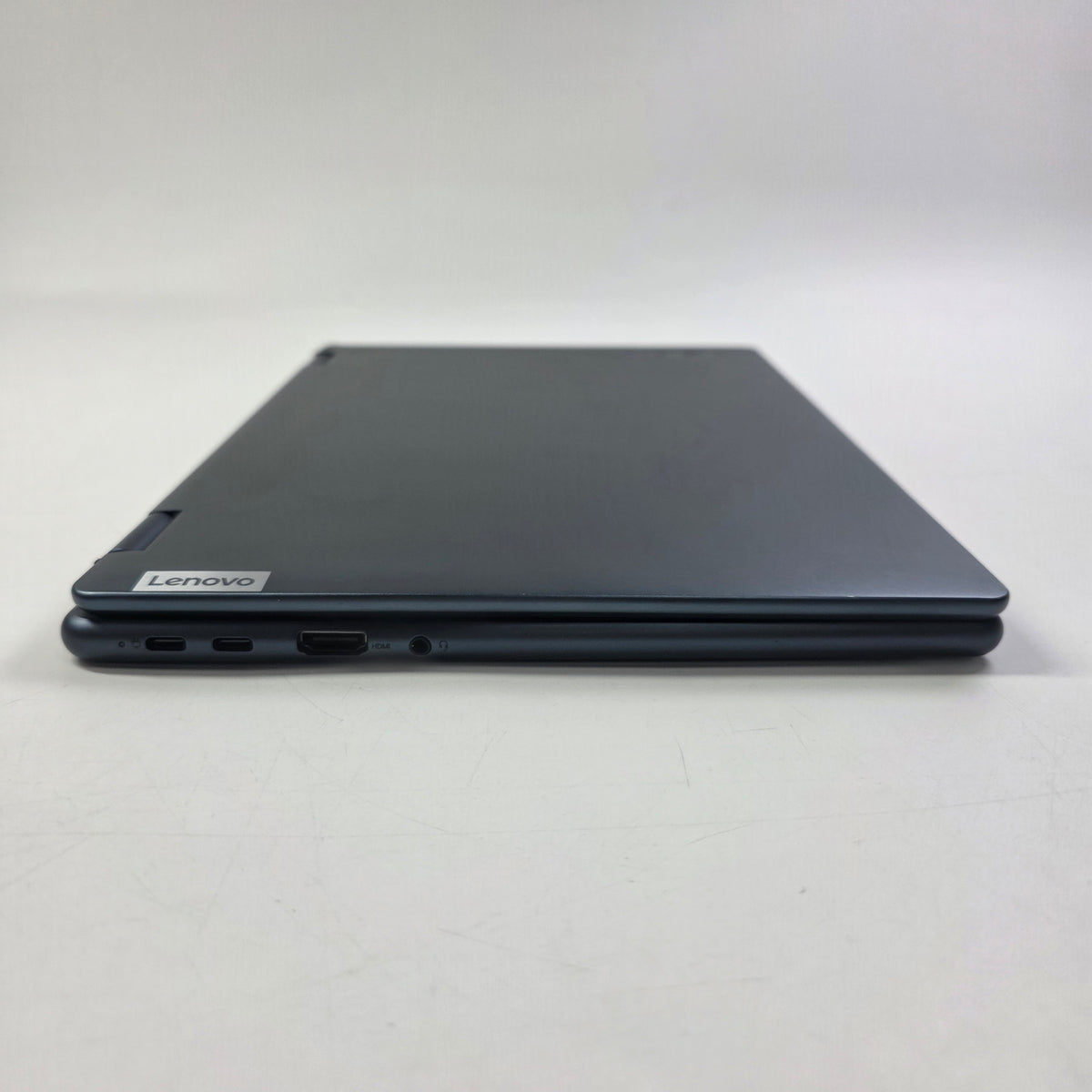 Lenovo Yoga 6 2-in-1 13.4 Ryzen 7 5700U 1.8GHz 16GB RAM 512GB SSD