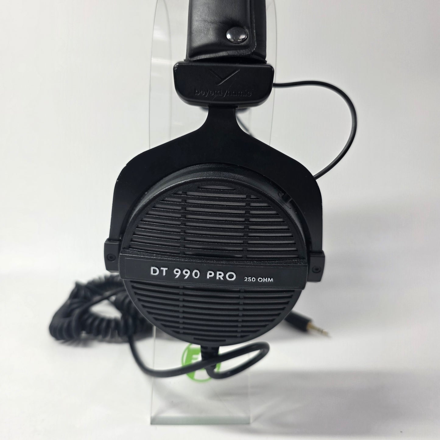 Beyerdynamic DT 990 Pro Professional Studio Headphone Black 483966