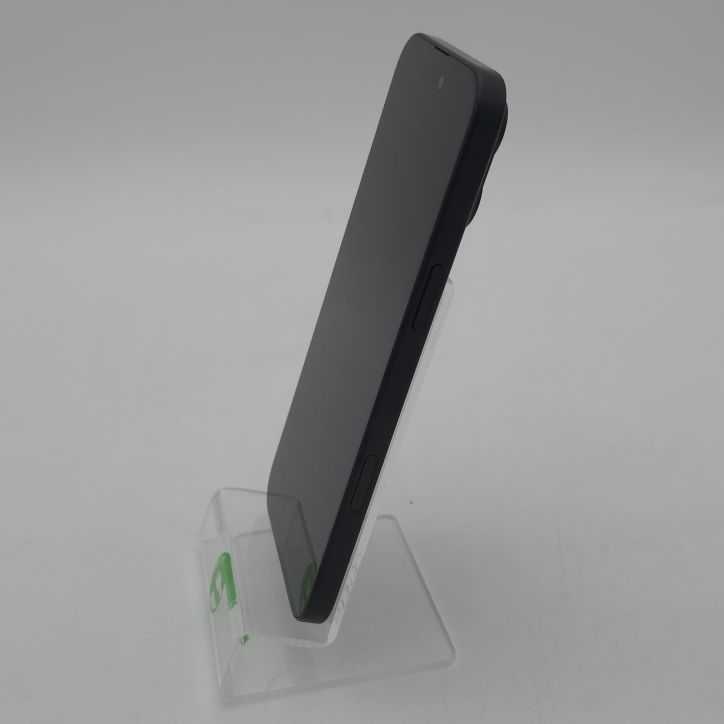 Unlocked Apple iPhone 16 Plus 128GB 26.2.1 Black MXUT3LL/A