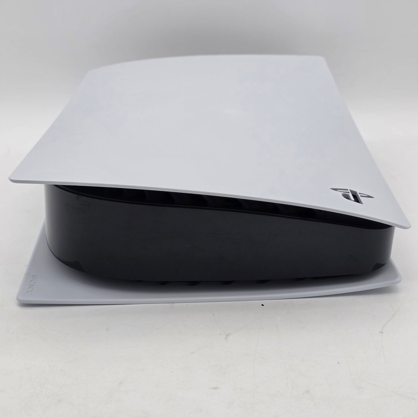 Sony PlayStation 5 Disc Edition PS5 825GB White Console Gaming System CFI-1115A