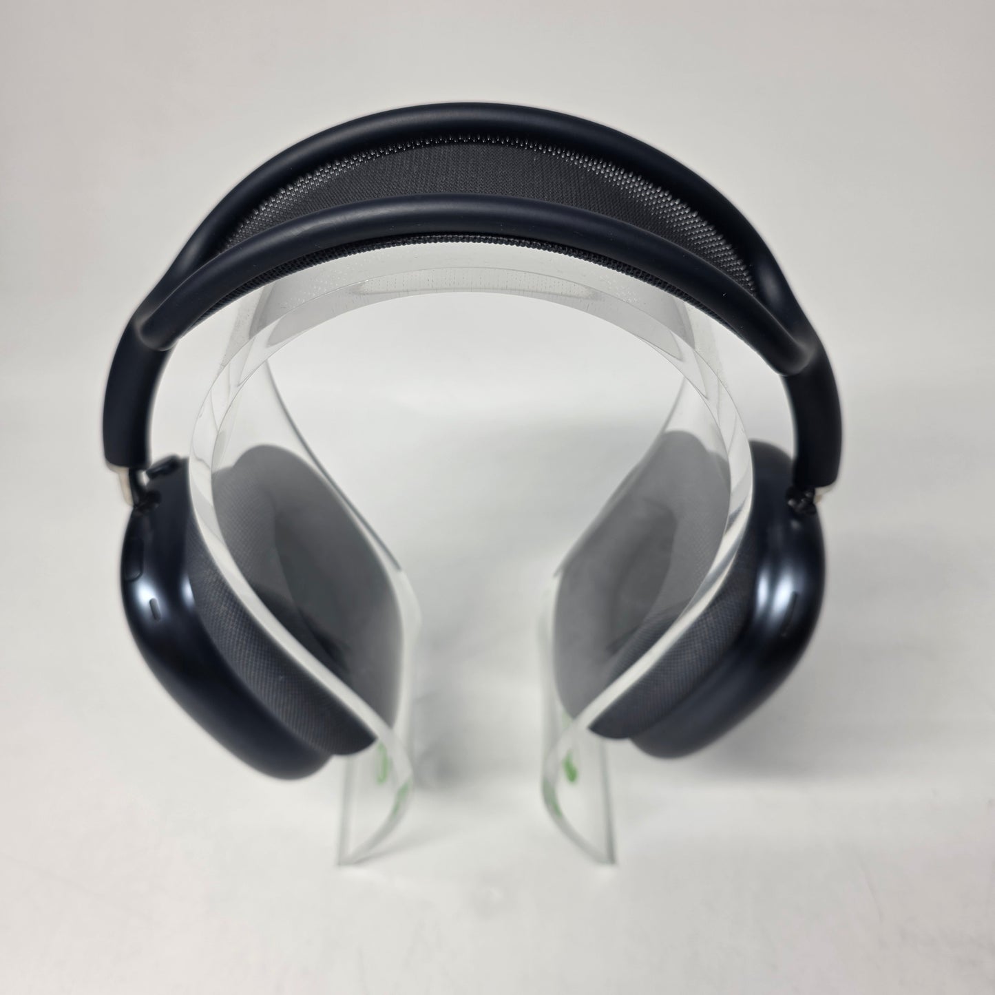 Apple AirPods Max Wireless Over-Ear Headphones Midnight MWW43AM/A