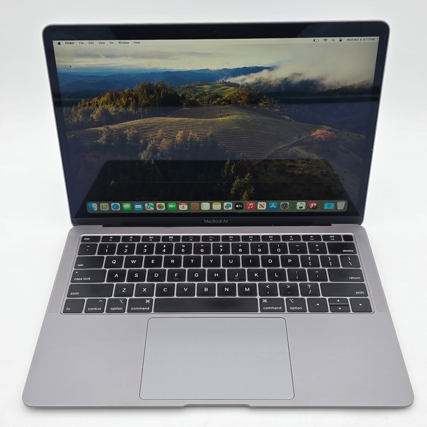 2019 Apple MacBook Air 13.3" i5 1.6GHz 8GB RAM 128GB SSD Space Gray A1932