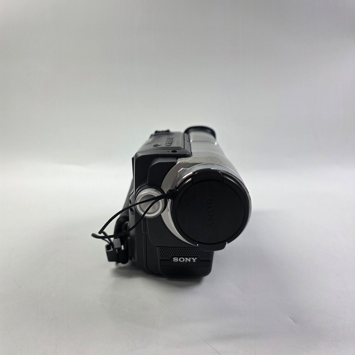 Sony CCD-TRV608 9.2MP Compact Digital Camera