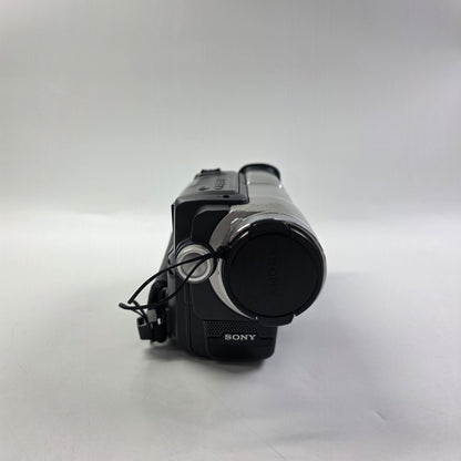 Sony CCD-TRV608 9.2MP Compact Digital Camera