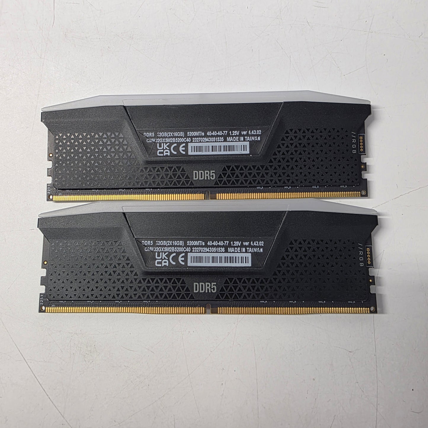 Corsair Vengeance 32GB (2x16GB) RAM DDR5 5200MHz CMH32GX5M2BS200C40