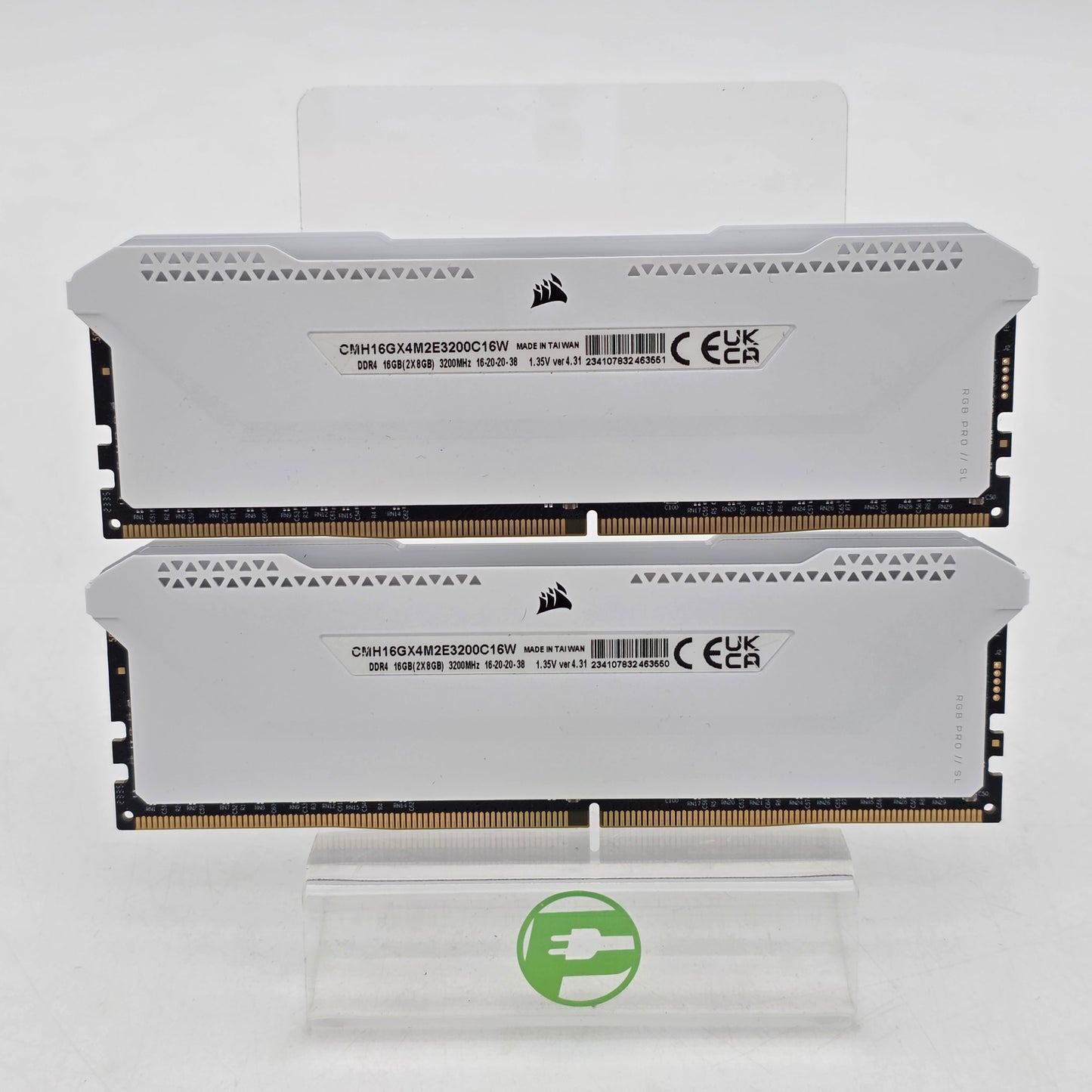 Corsair Vengeance RGB Pro SL 16GB (2x8GB) RAM DDR4 3200MHz CMH16GX4M2E3200C16W