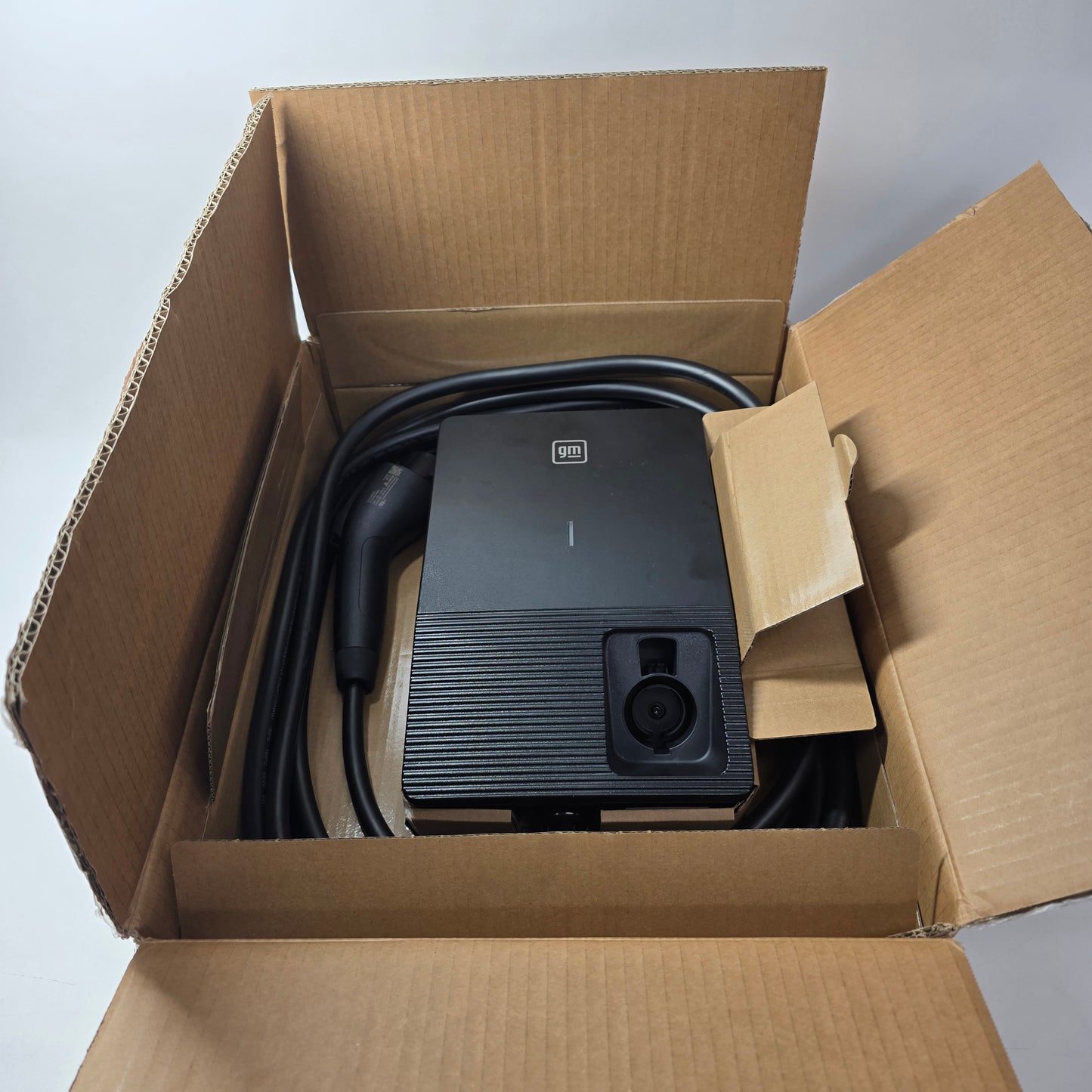 GM POWER UP LEVEL 2 Electric Vehicle Charger 85874328