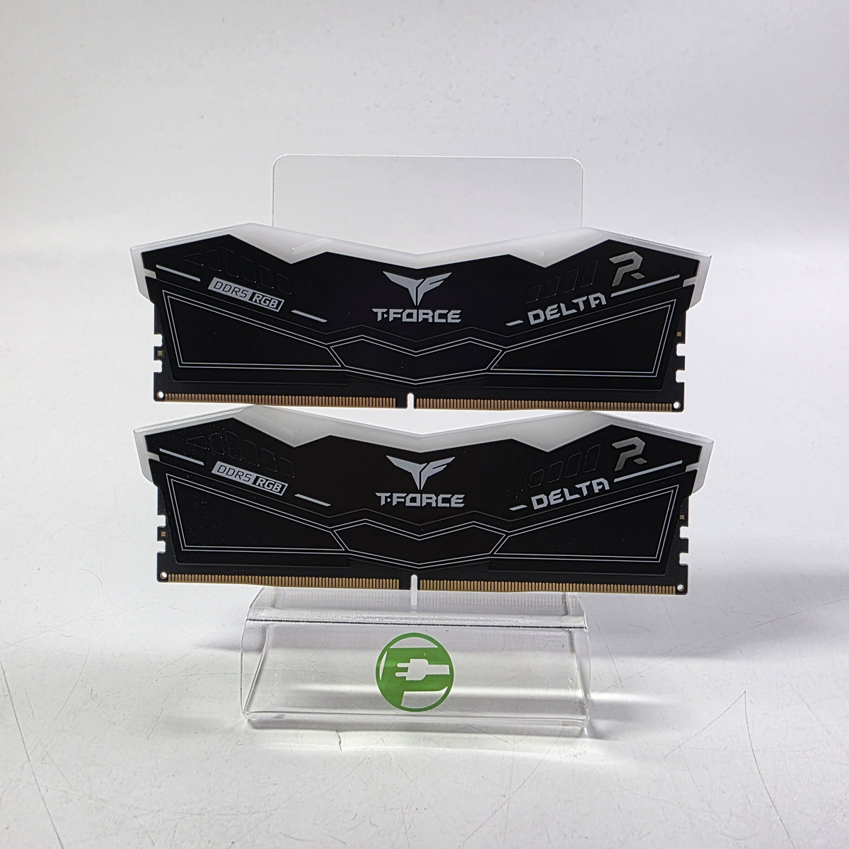 TeamGroup T-Force Delta RGB 16GB (2x8GB) RAM DDR5 6000MHz FF3D516G6000HC30BK
