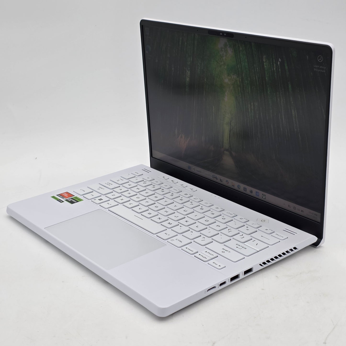 Asus ROG Zephyrus G14 GA402 14" Ryzen 9 7940HS 4.0GHz 16GB RAM 2TB SSD RTX 4060