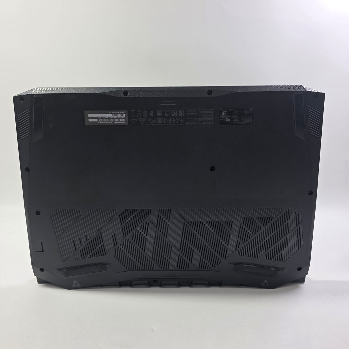 Acer Nitro 5 AN515-54 15.6" i5-9300H 2.4GHz 8GB RAM 256GB SSD GeForce GTX 1050