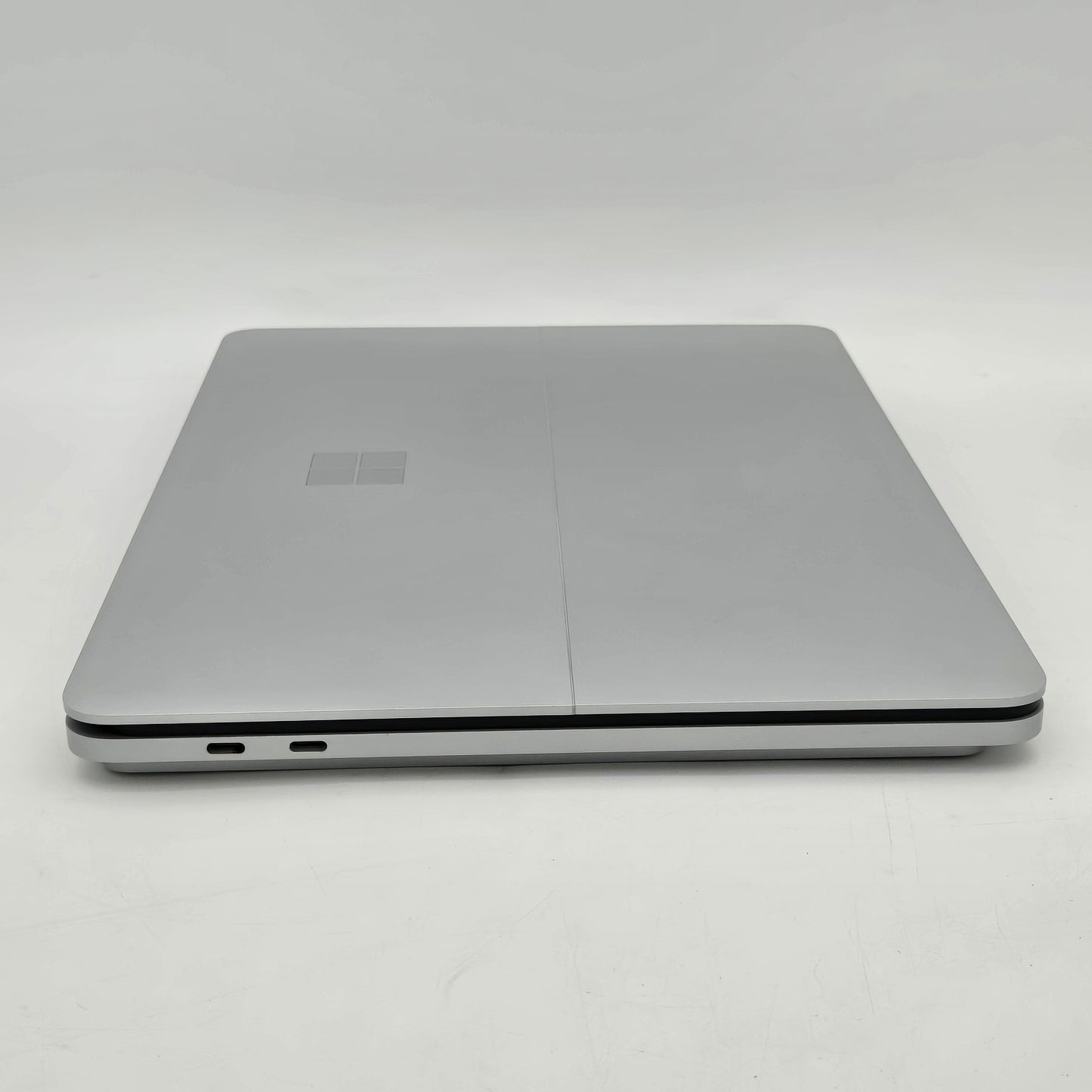 Microsoft Surface Laptop Studio 1964 14.4" i5-11300H 3.1GHz 16GB RAM 512GB SSD