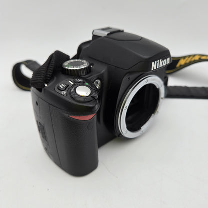 Nikon D60 10.2MP Digital SLR DSLR Camera 15,370 Shutter Count Body Only