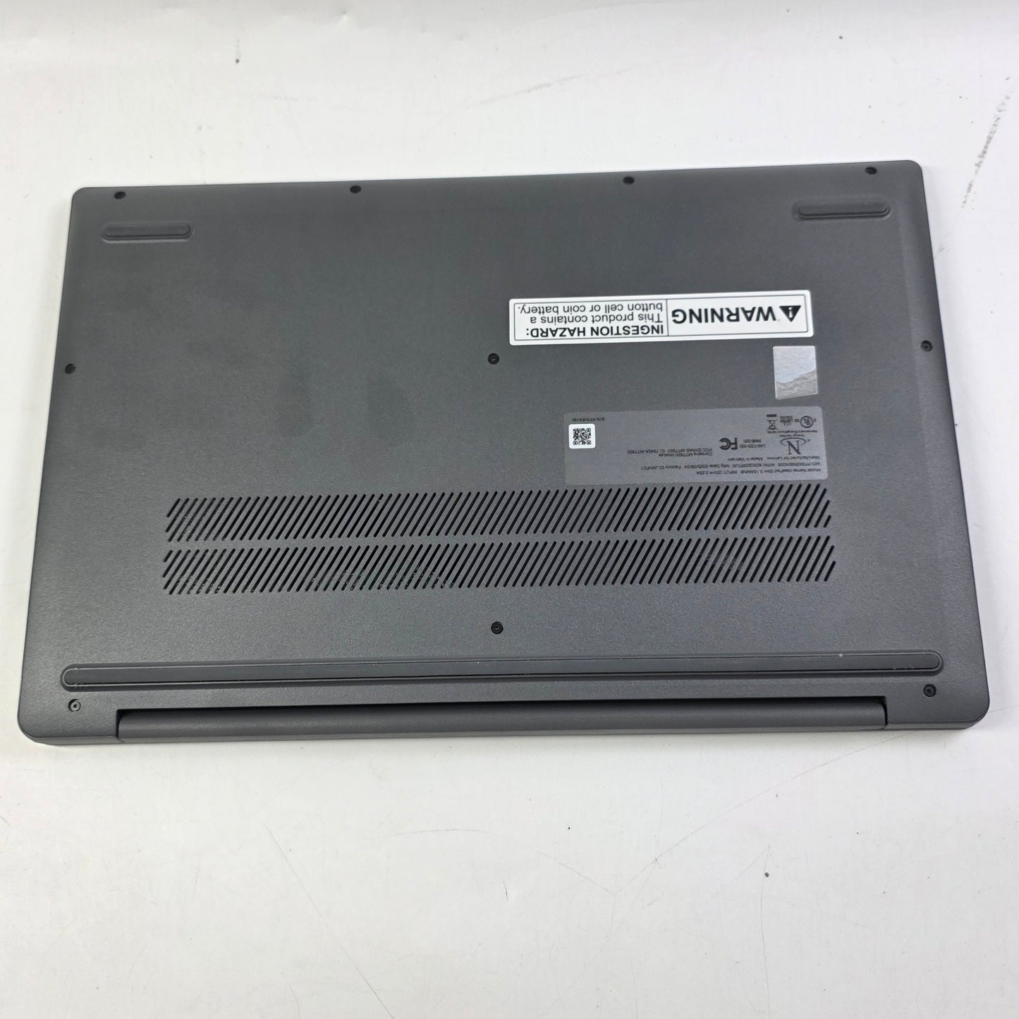 Lenovo IdeaPad Slim 3 15AMN8 15.6" Ryzen 5 7520U 2.8GHz 8GB RAM 512GB SSD