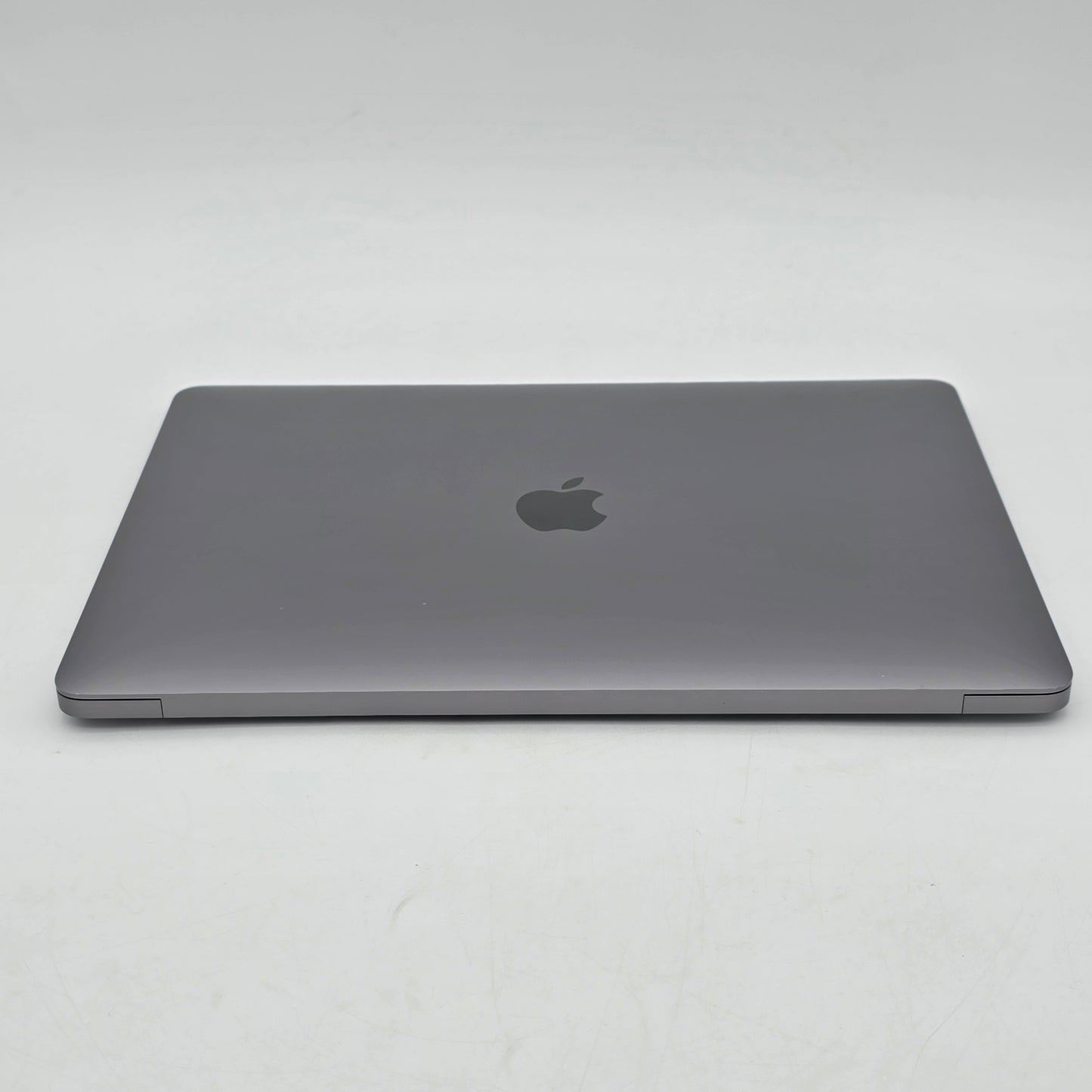 2019 Apple MacBook Air 13.3" i5 1.6GHz 8GB RAM 128GB SSD Space Gray A1932