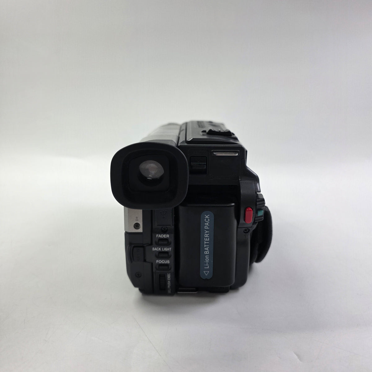 Sony CCD-TRV608 9.2MP Compact Digital Camera