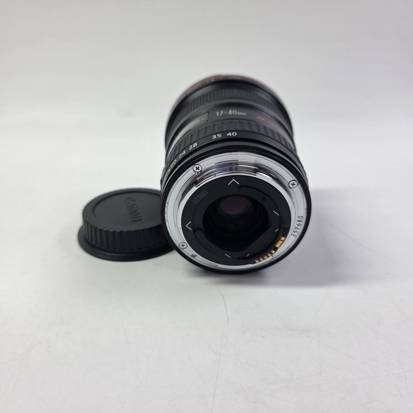 Canon EF Ultrasonic 17-40mm f/4 L IS USM Auto & Manual Lens