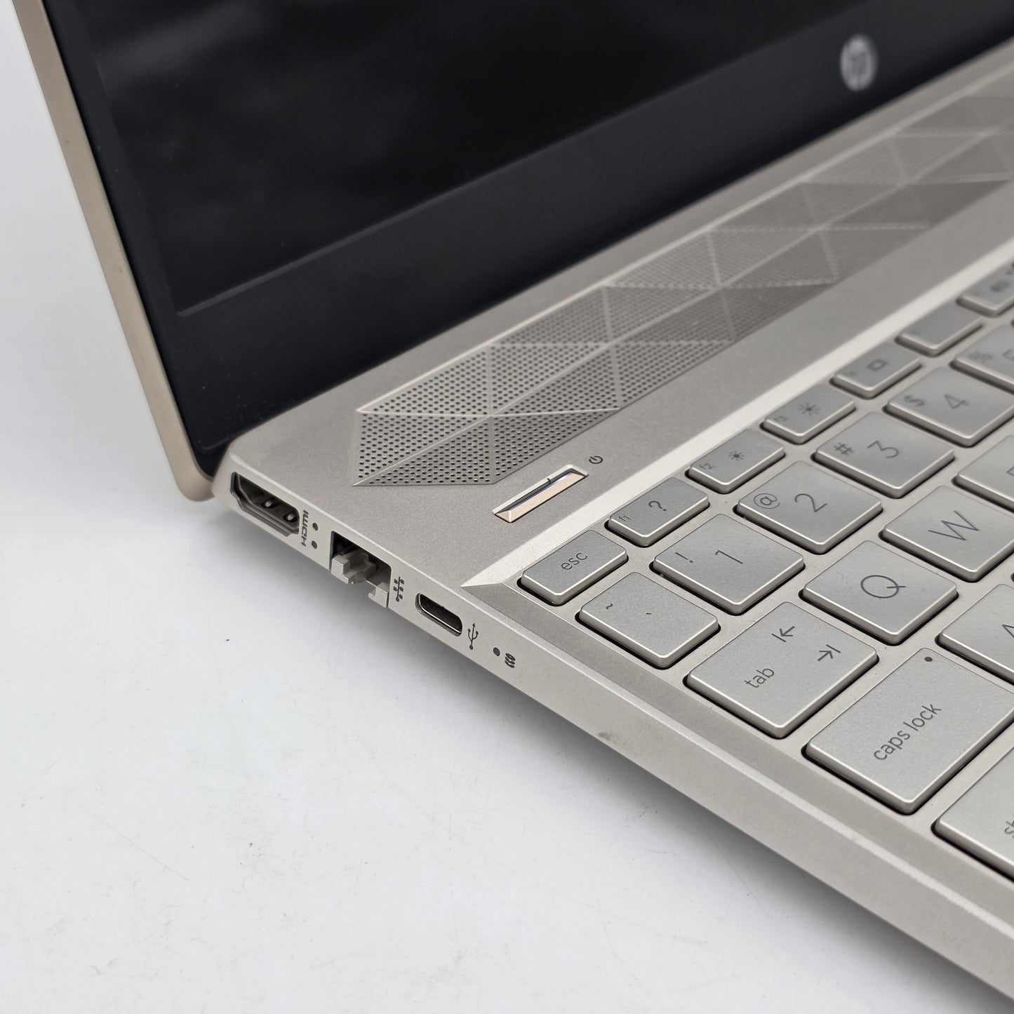 Broken HP Pavilion 15-CS3075WM 15.6" i7-1065G7 1.3GHz 8GB RAM 512GB SSD