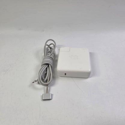 2021 Apple MacBook Pro 14" M1 Pro 16C GPU 3.2GHz 16GB RAM 1TB SSD MKGQ3LL/A