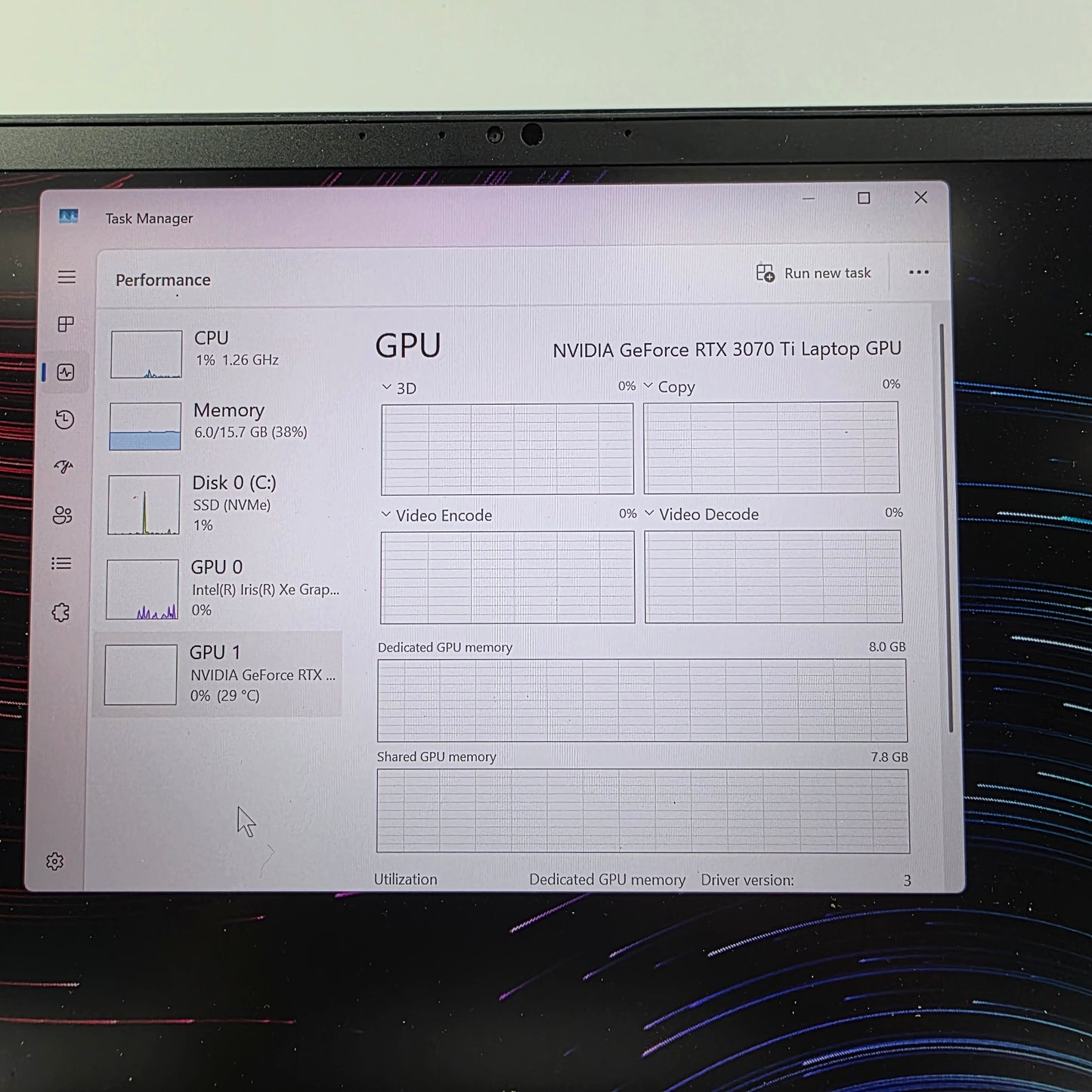 Razer Blade 17 RZ09-0423 17" i9-12900H 2.5GHz 16GB 1TB SSD GeForce RTX 3070 Ti