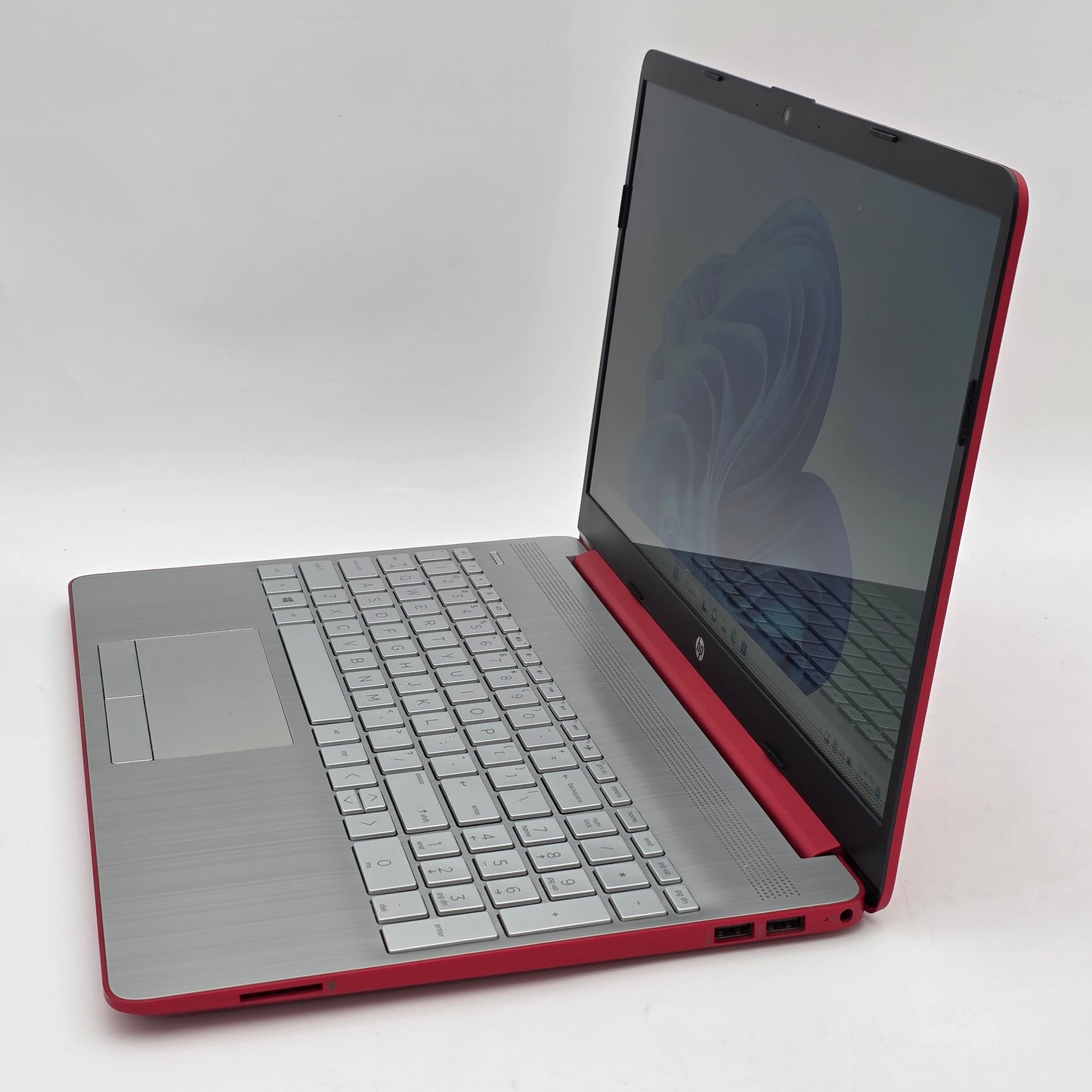 HP Laptop 15-dw1083wm 15" Pentium 6405U 2.4GHz 4GB RAM 128GB SSD