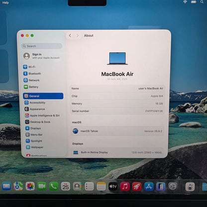 2025 Apple Macbook Air 13.6" M4 8C GPU 4.5GHz 16GB RAM 256GB SSD A3240