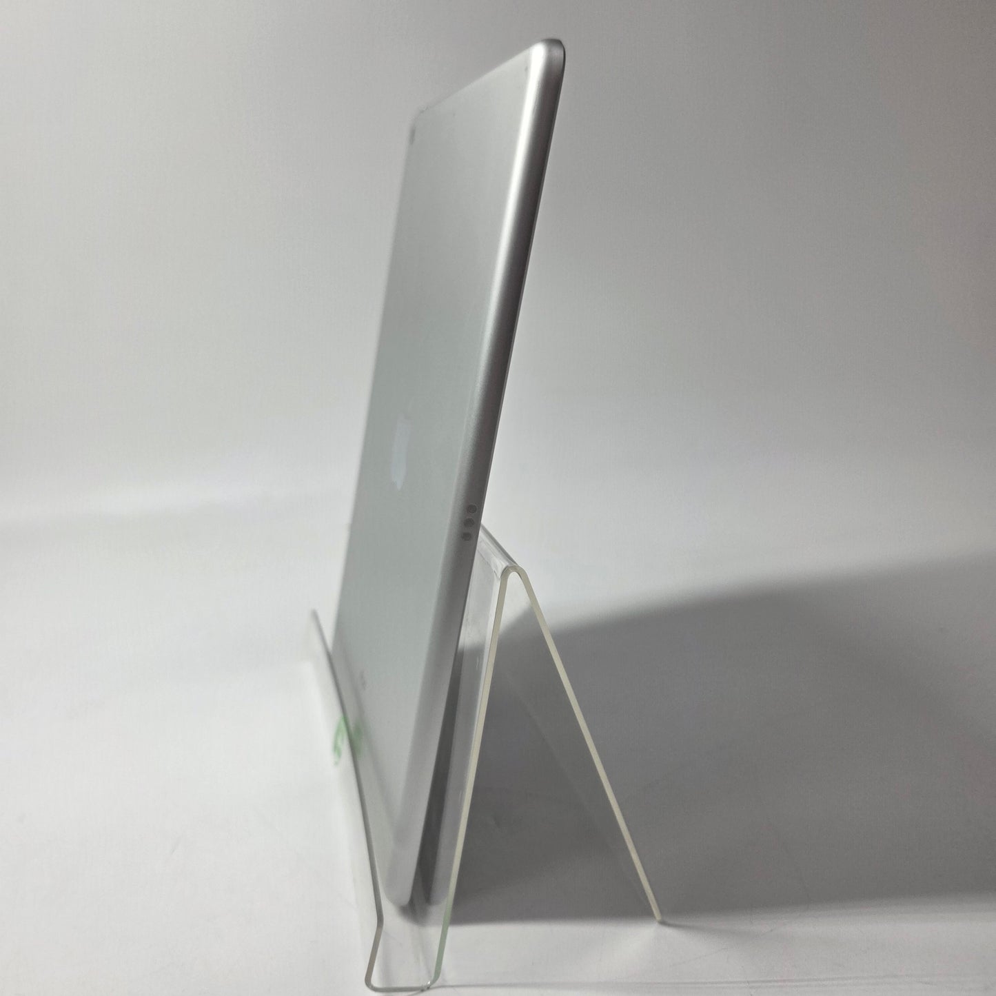 WiFi Only Apple iPad 9th Gen 64GB Silver MK2K3LL/A