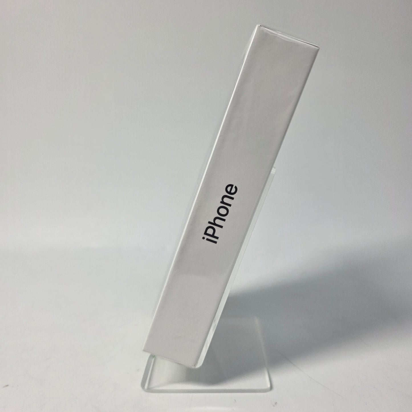 New Unlocked Apple iPhone 12 64GB Black MGF43LL/A