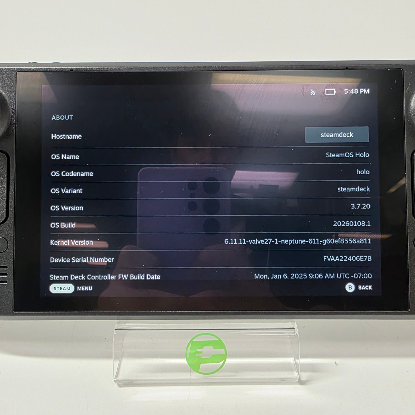 Valve Steam Deck 7" AMD 7nm Ryzen APU 16GB RAM 512GB Black 1010