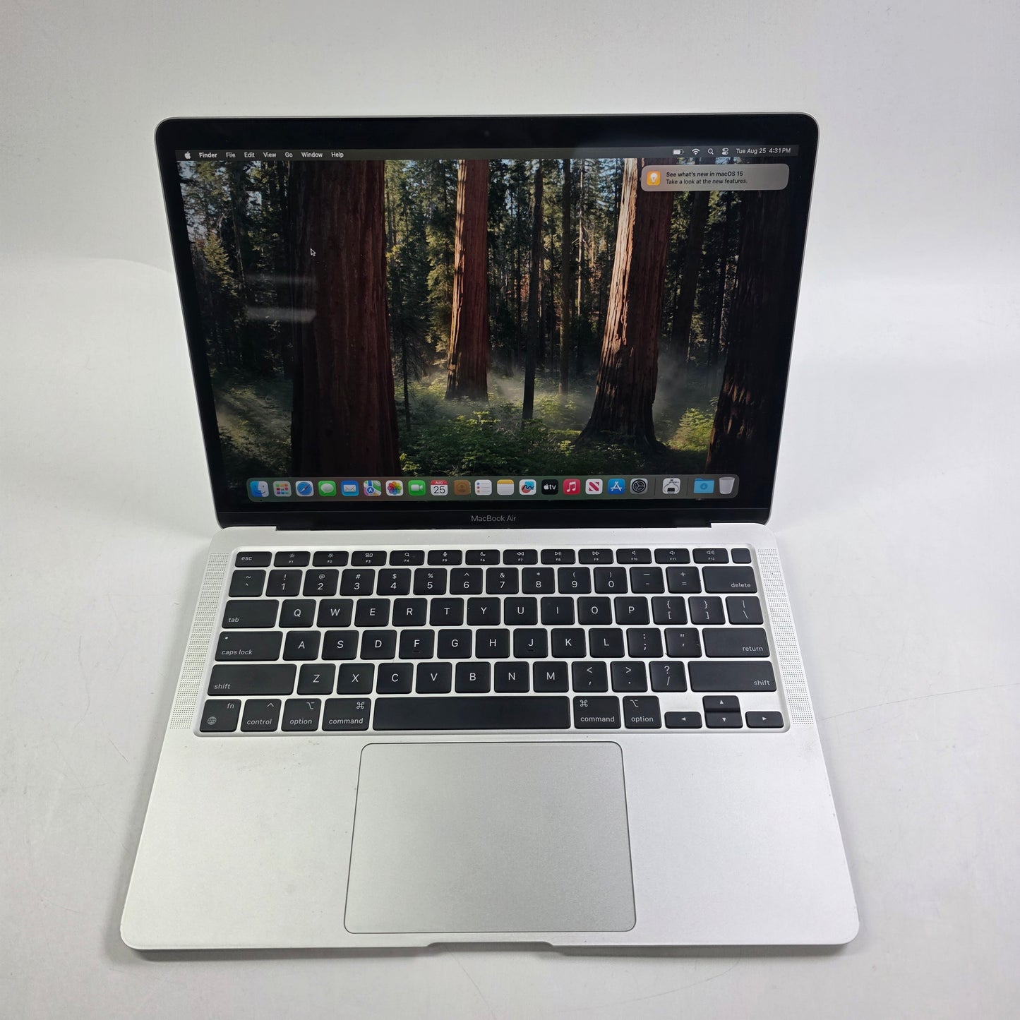2020 Apple MacBook Air 13.3" M1 7C GPU 3.2GHz 8GB RAM 256GB SSD A2337