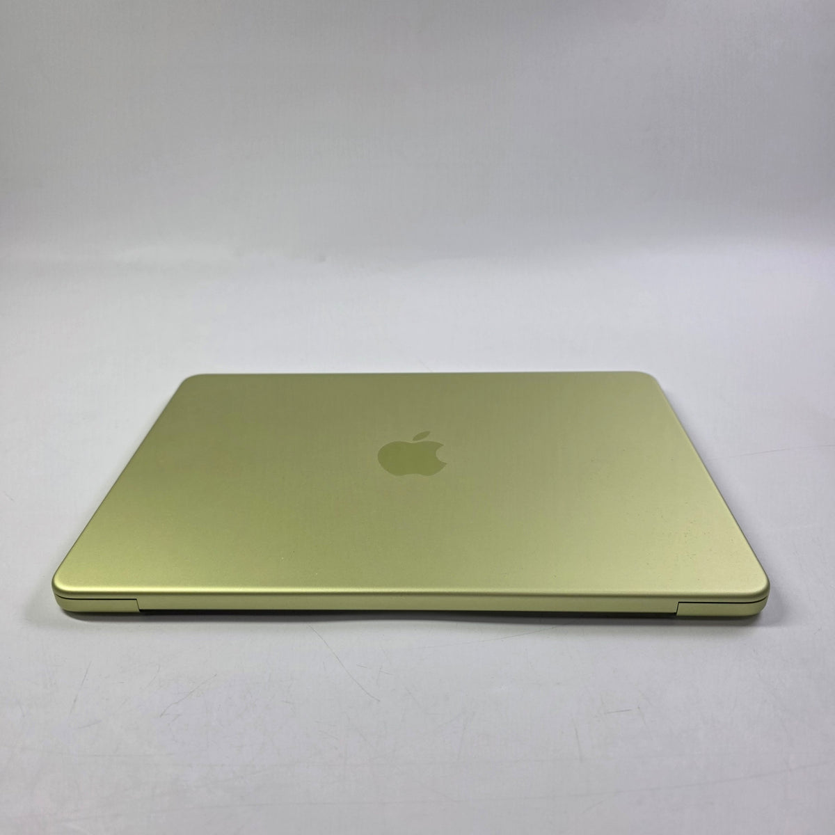 2026 Apple MacBook Neo 13" A18 Pro 5C GPU 4.0GHz 8GB RAM 256GB SSD MHFD4LL/A