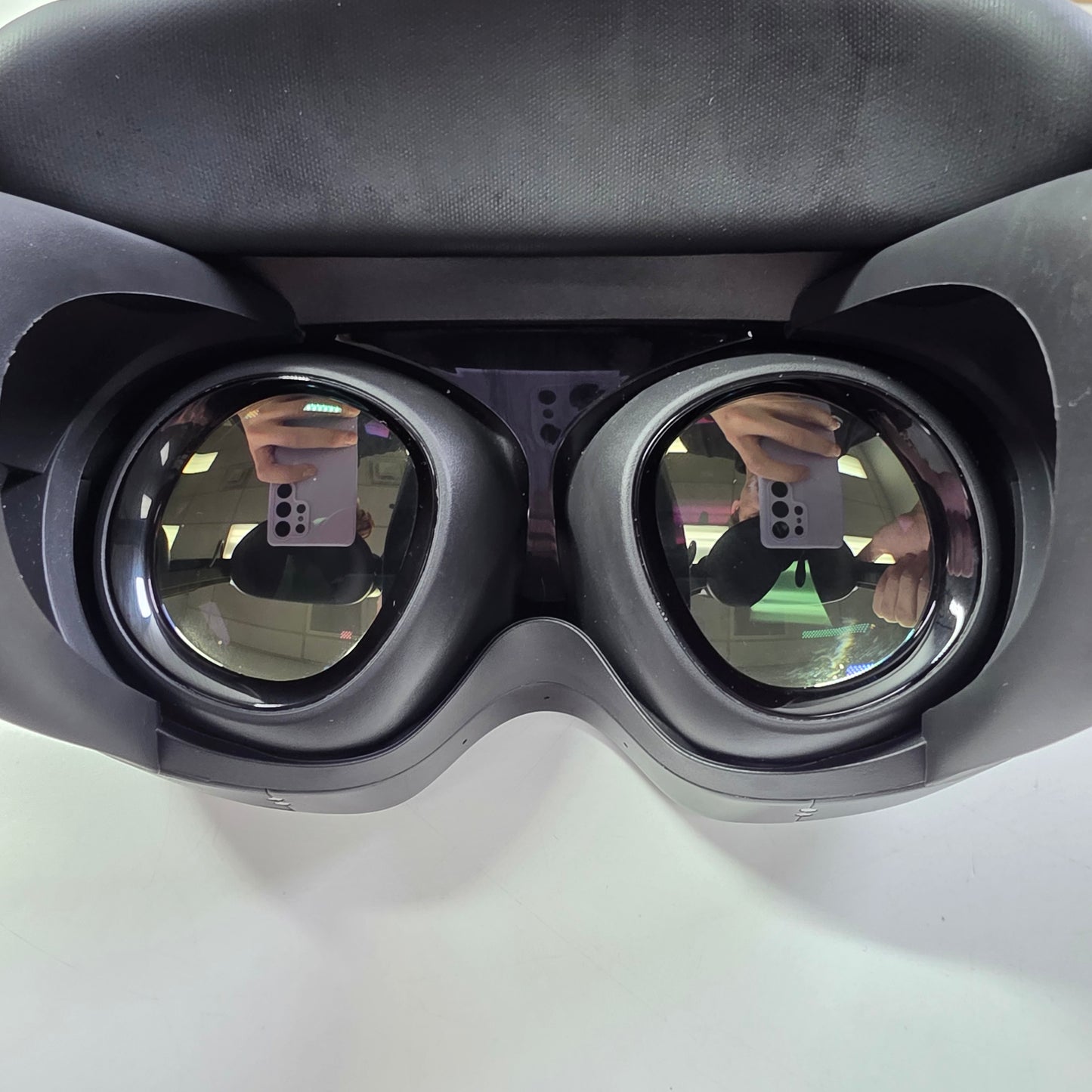 Meta Quest Pro 256GB Standalone All-in-One VR Headset DK94EC