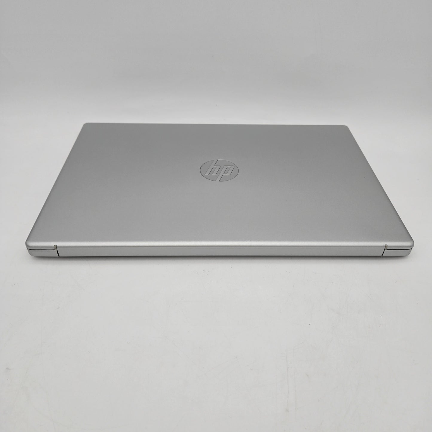 HP Laptop 15-FC0025DX 15" AMD Ryzen 5 7520U 2.8GHz 8GB RAM 512GB SSD