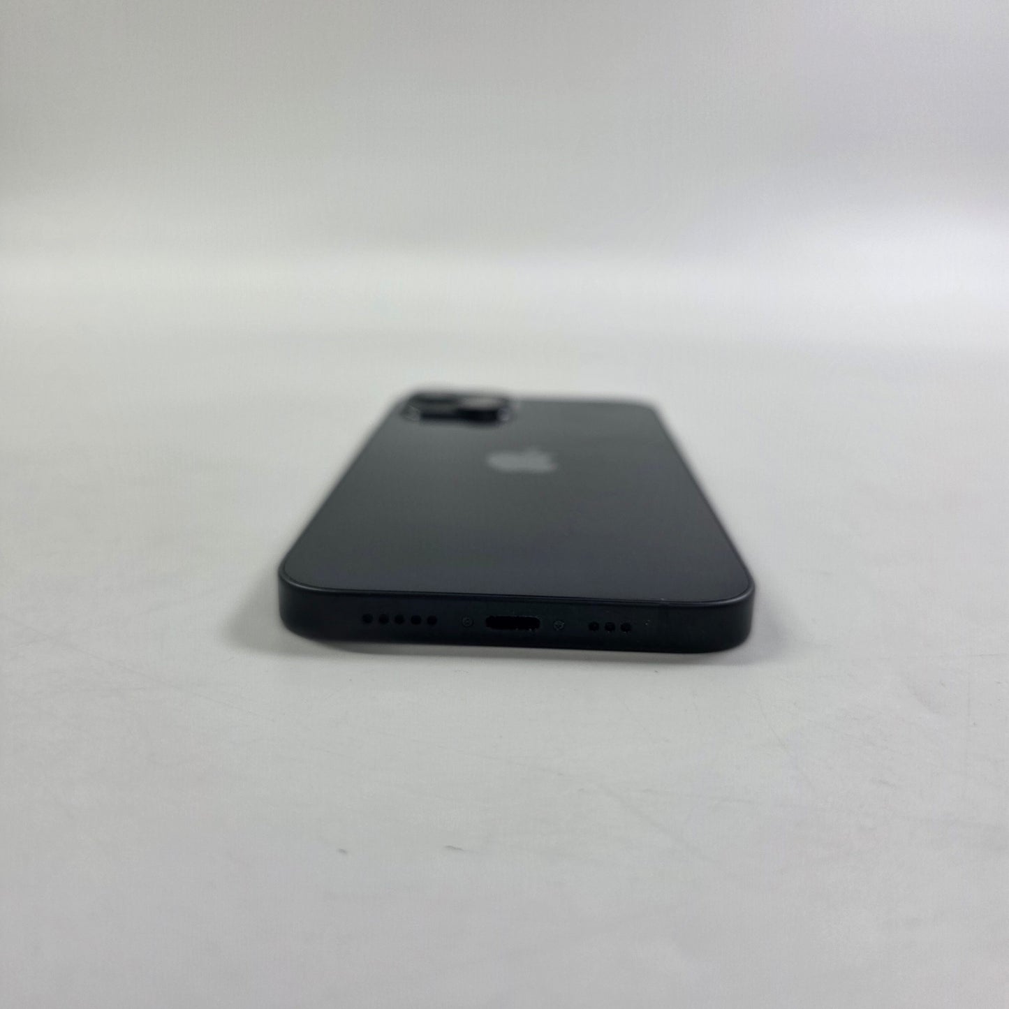 Factory Unlocked Apple iPhone 13 128GB Midnight MLA23LL/A