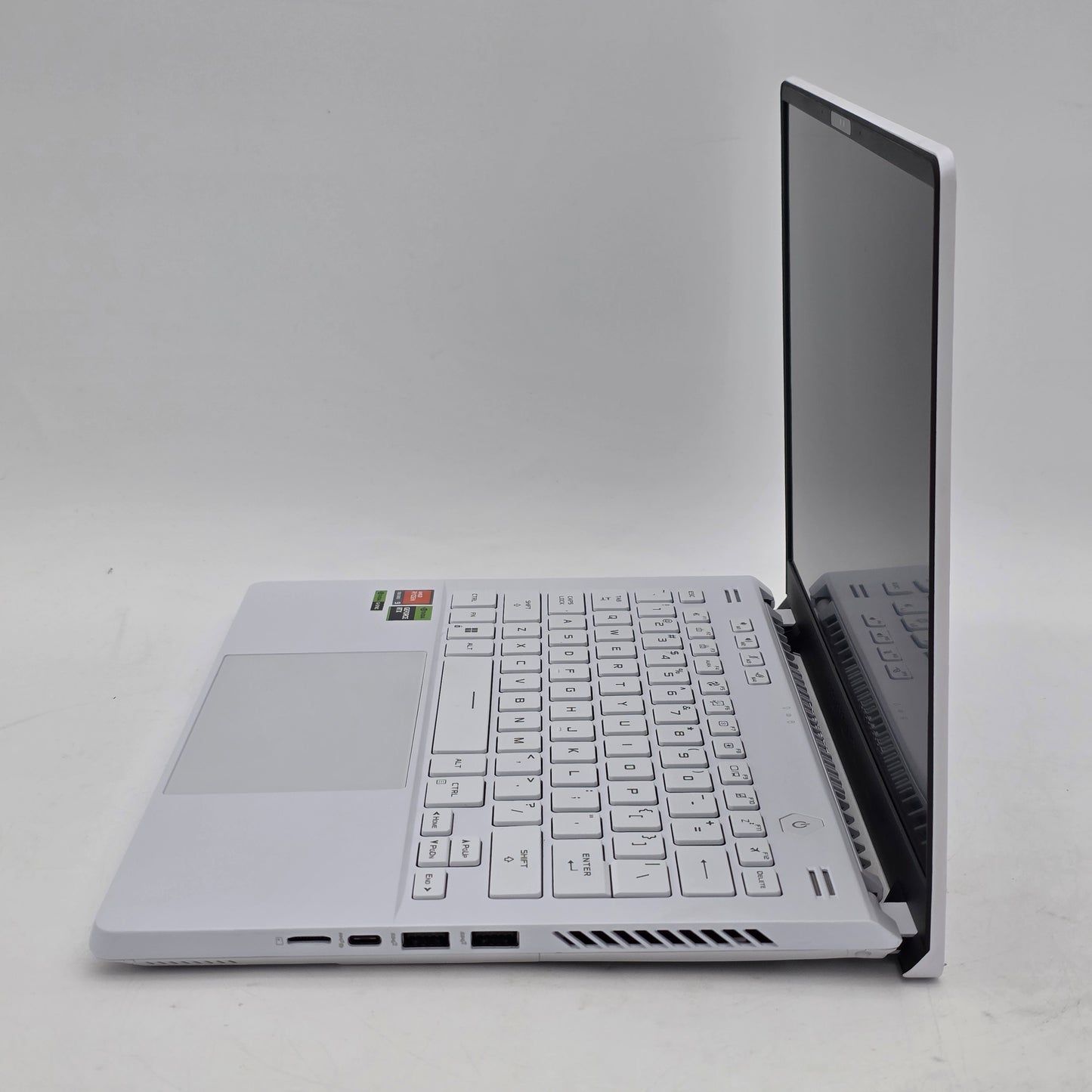 Asus ROG Zephyrus G14 GA402 14" Ryzen 9 7940HS 4.0GHz 16GB RAM 2TB SSD RTX 4060