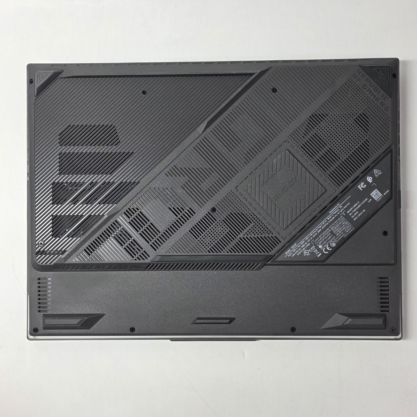 Asus ROG Strix G15 G614F 15.6" Ryzen 9 9955HX 16GB RAM 1TB SSD GeForce RTX 5060