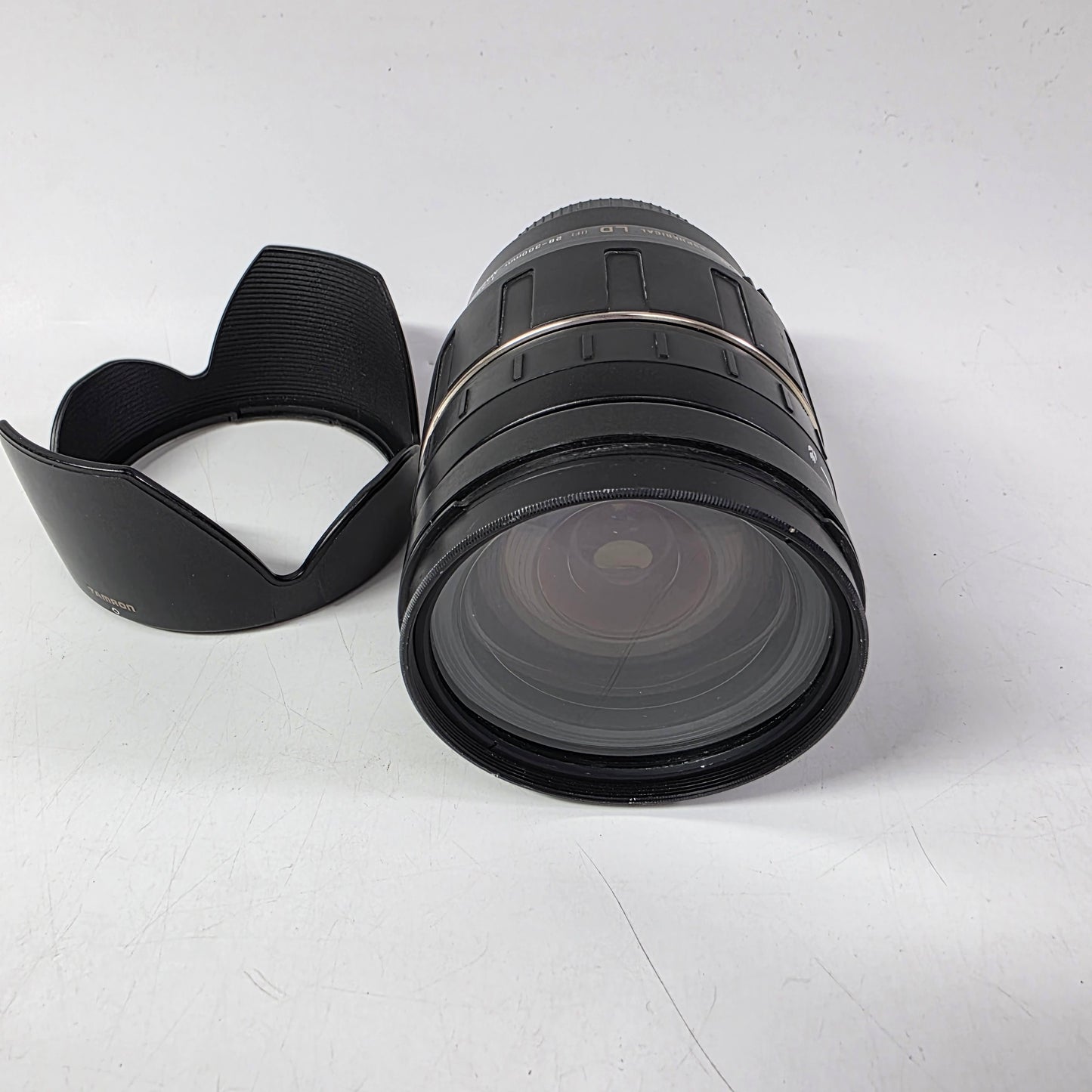 Tamron 28-300mm f/3.5-6.3 28-300mm f/3.5-6.3 EF Mount Auto & Manual Lens