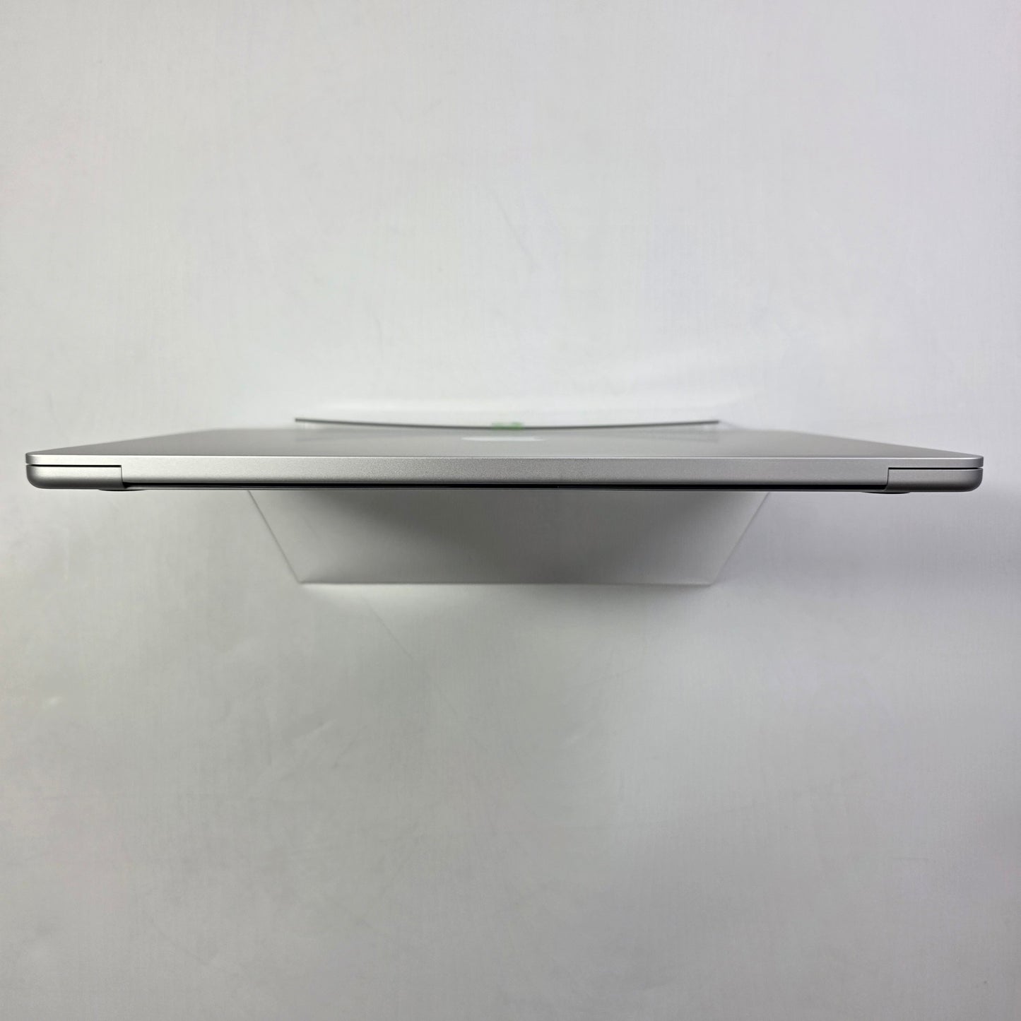 2025 Apple MacBook Air 13.6" M4 10C GPU 4.5GHz 16GB RAM 256GB SSD MW0W3LL/A