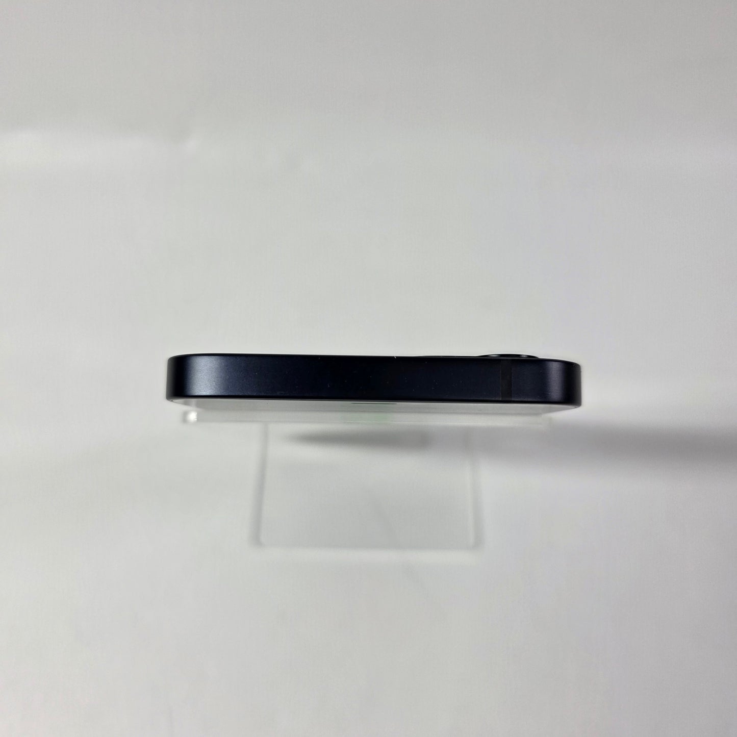 Factory Unlocked Apple iPhone 12 64GB Midnight MGF43LL/A