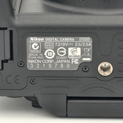 Nikon D5000 12.3MP DSLR Camera
