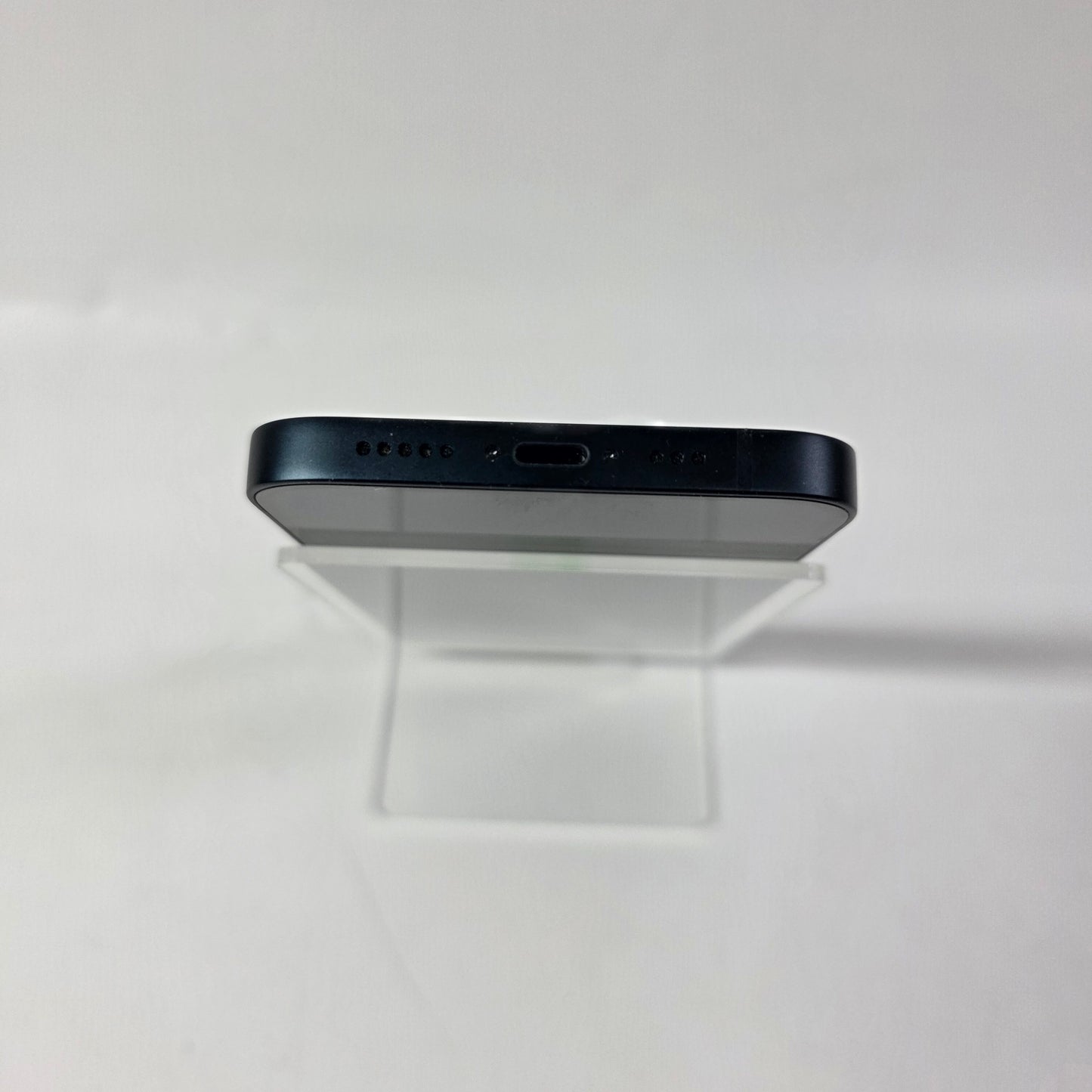 Factory Unlocked Apple iPhone 13 128GB Midnight MLA23LL/A